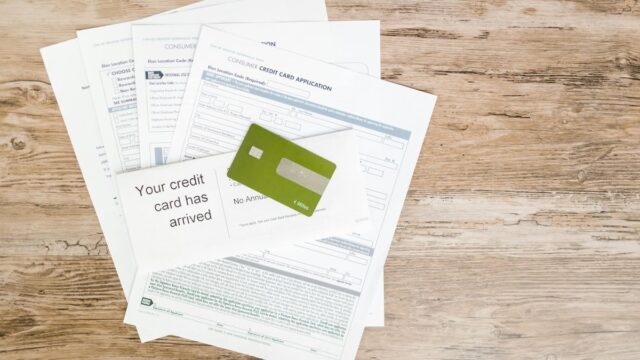 亡くなった家族のクレジットカードの解約｜手続き・必要なもの・注意点
