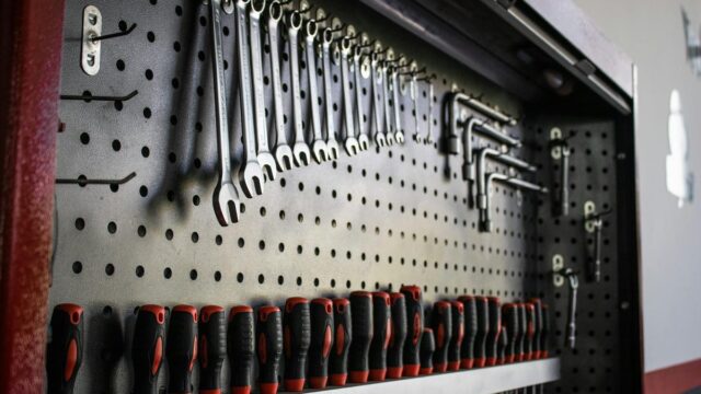 DIY道具の整理術｜工具を種類別に分けてすっきり収納するコツ