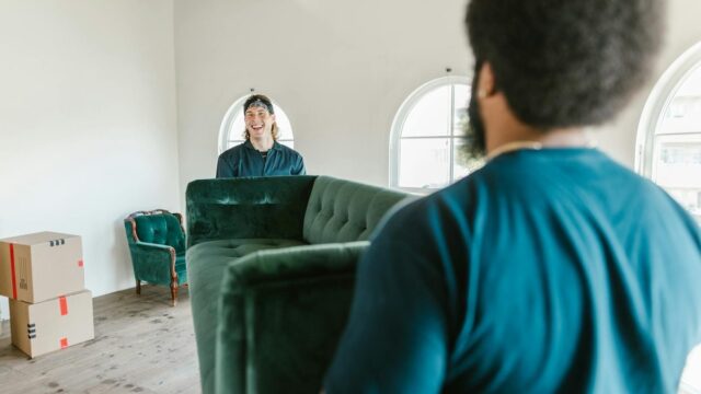 家具の引き取り業者の選び方｜回収・買取・無料引き取りの違いと費用