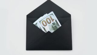 お悔やみの金額の目安｜関係性別の香典相場とマナー