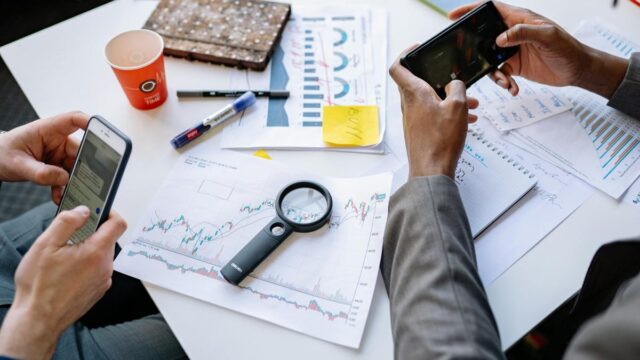 亡くなった人のスマホの解約手続き｜必要書類・データ・注意点を解説