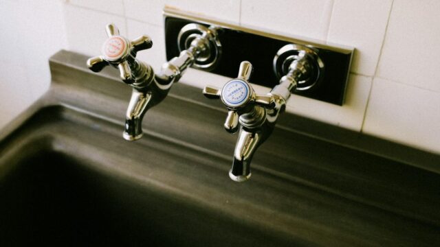 水道の名義変更｜亡くなった後・引っ越し・相続での手続き方法