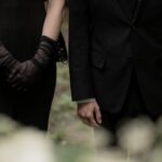 お悔やみの服装マナー|通夜・葬儀・弔問別に解説 お悔やみの服装マナー|通夜・葬儀・弔問別に解説