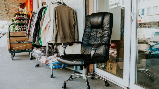 ベビーカーを売るならどこ？｜買取店とフリマの相場・高く売るコツ